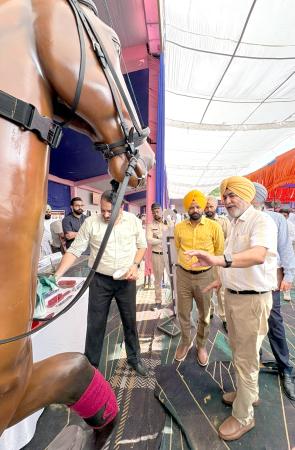 Dignitaries during mela visit
